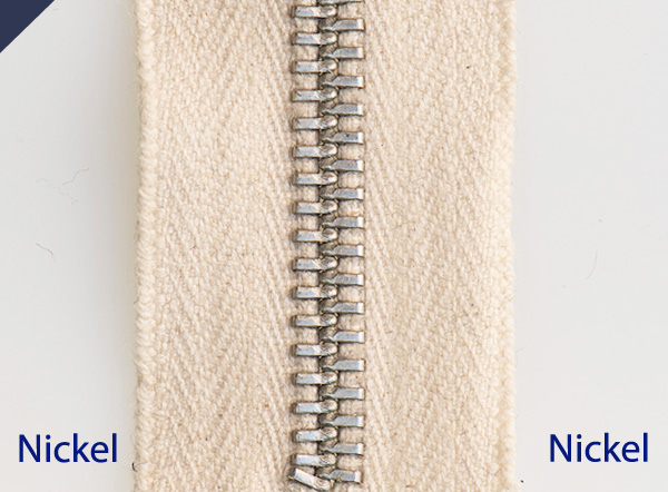 Fermeture à glissière en plastique